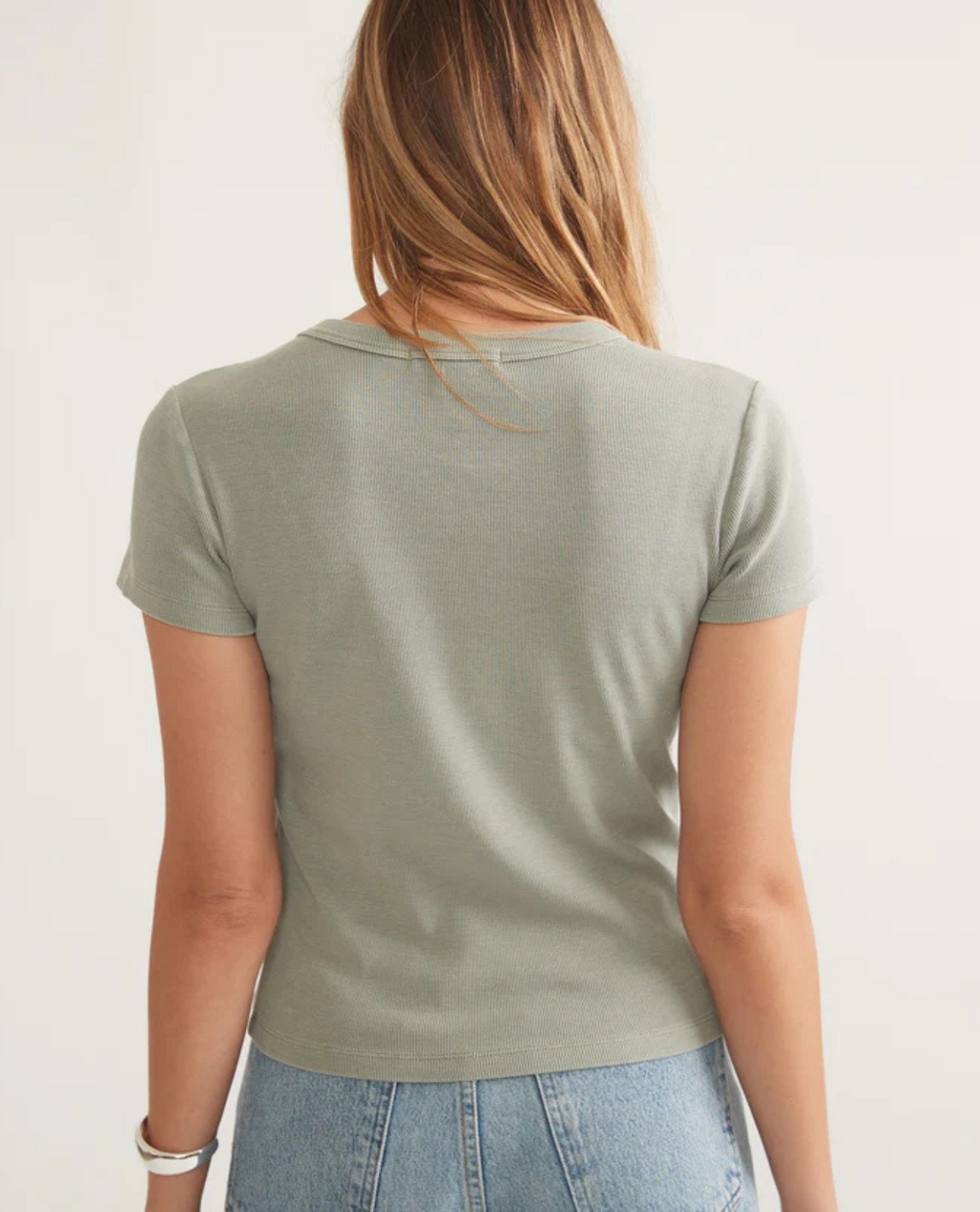 Lexi Rib Sun-In Crew Tee- faded olive