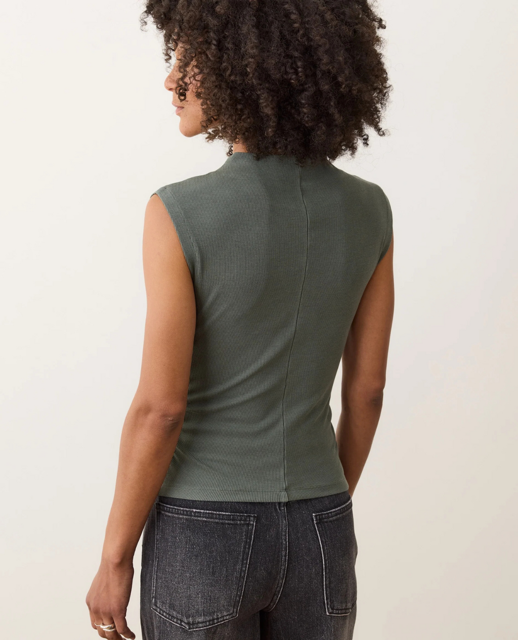 Sun-In Lexi Rib Mockneck Top - Beetle