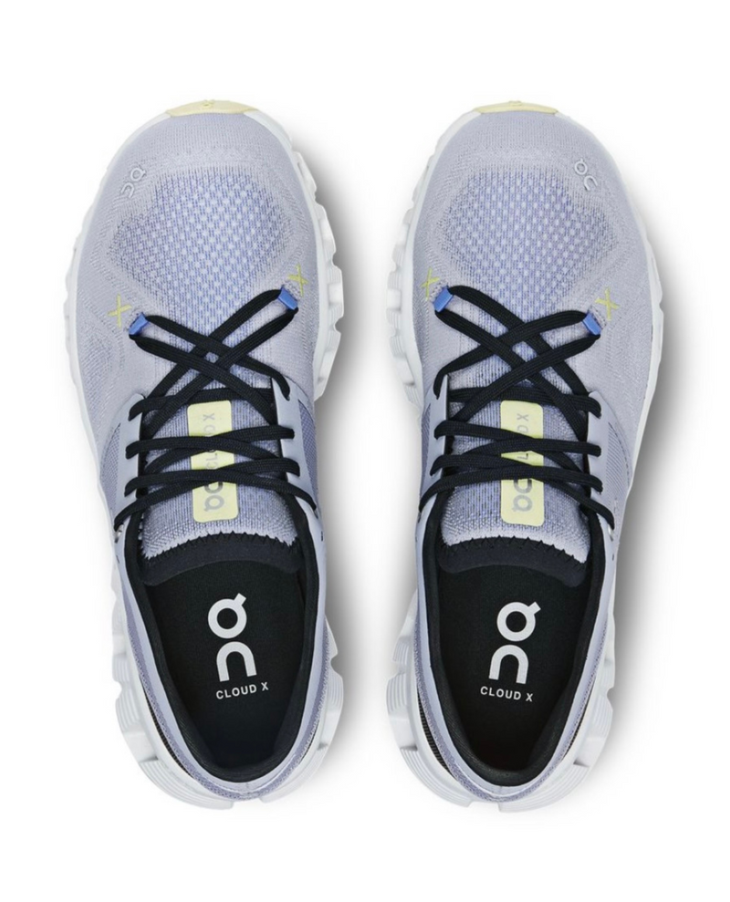 Cloud X 3 Sneaker